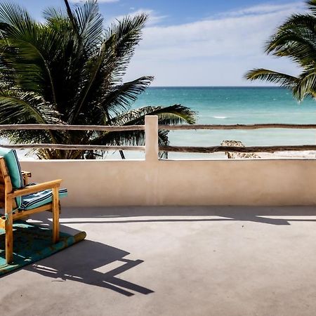 Oceanfront Casita Coral Appartement Chelem Buitenkant foto