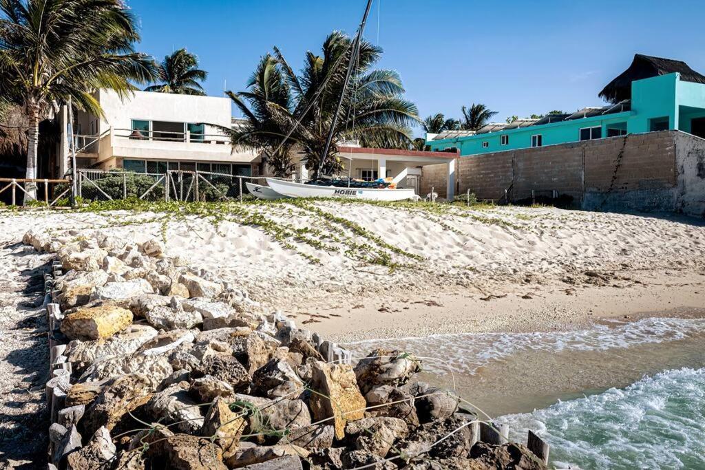 Oceanfront Casita Coral Appartement Chelem Buitenkant foto