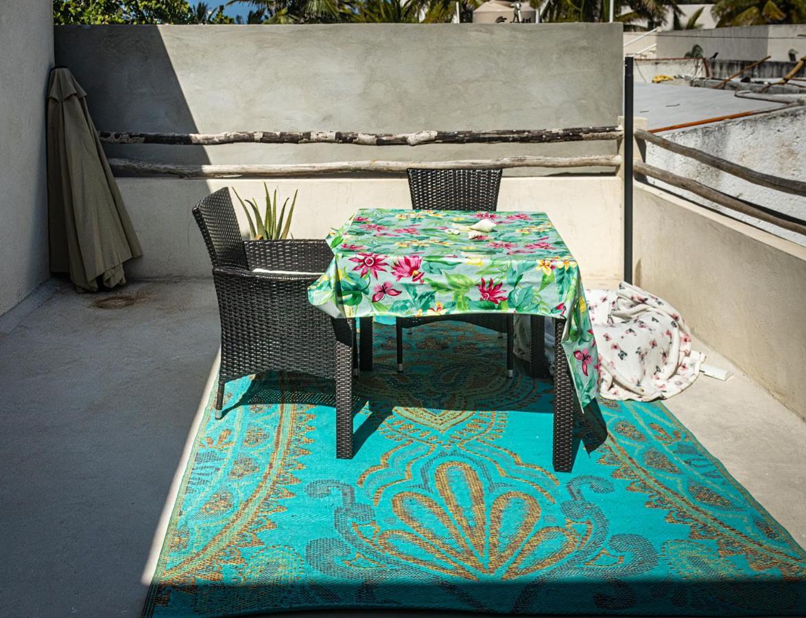 Oceanfront Casita Coral Appartement Chelem Buitenkant foto